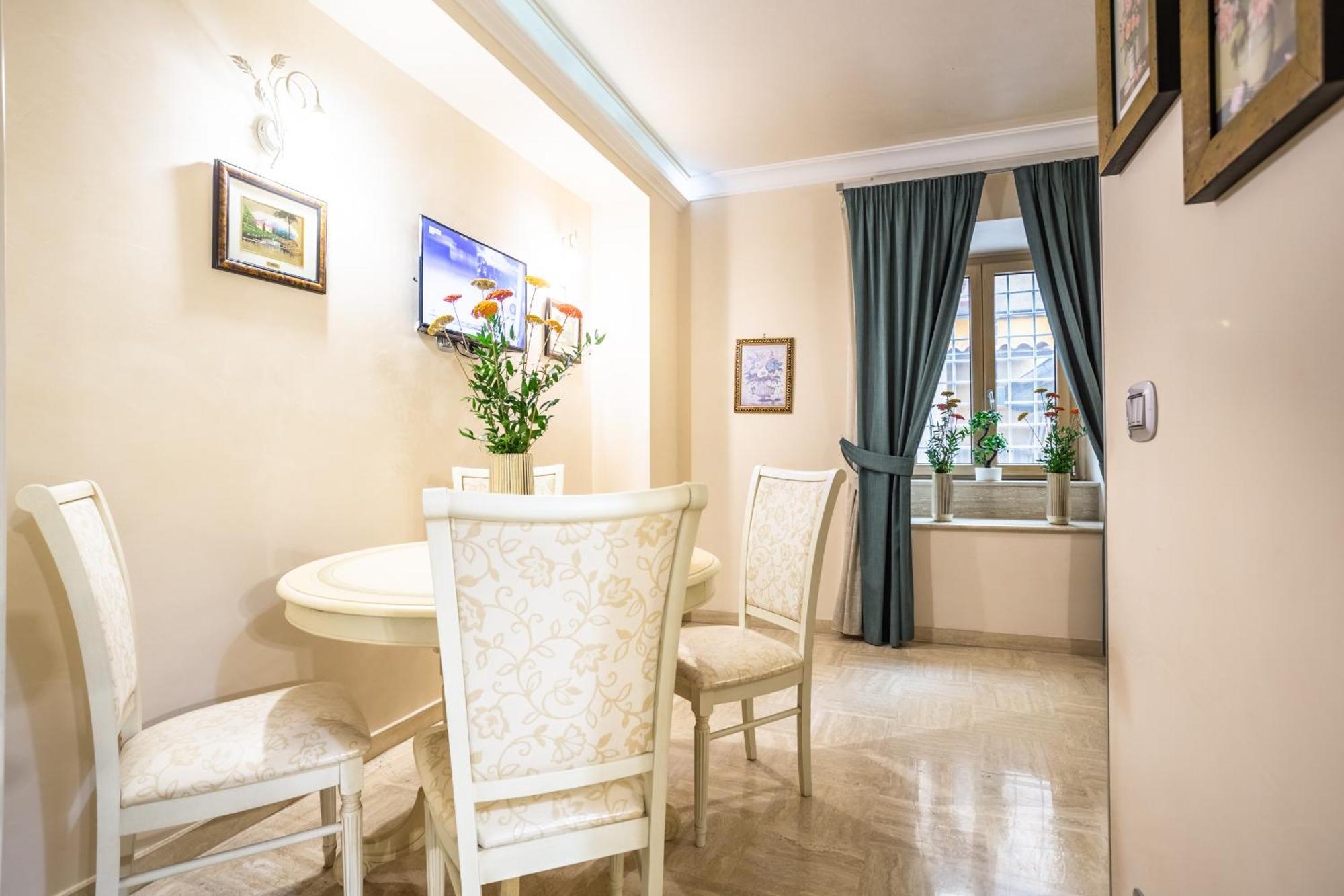 Luxury Inn Opera Roma Exterior foto